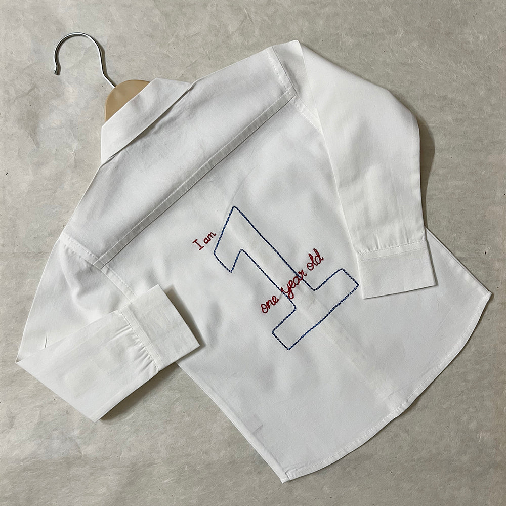 I am One äóñ Personalized Birthday Shirt (1-4 Years)