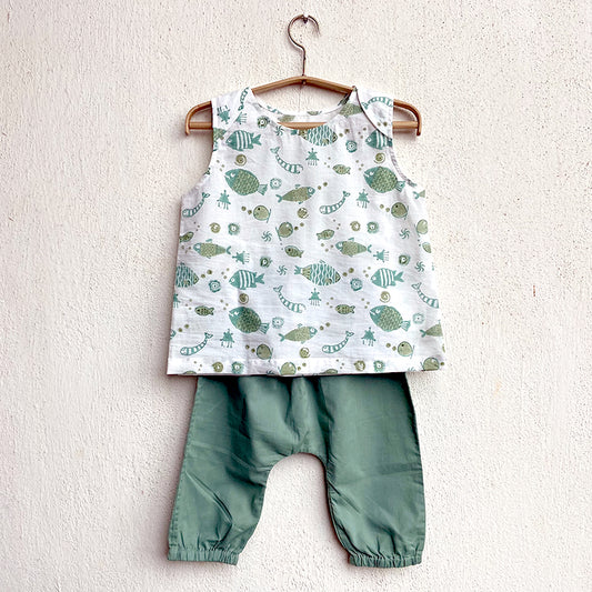 Organic Koi Jhabla With Mint Pants (0-7 Years)
