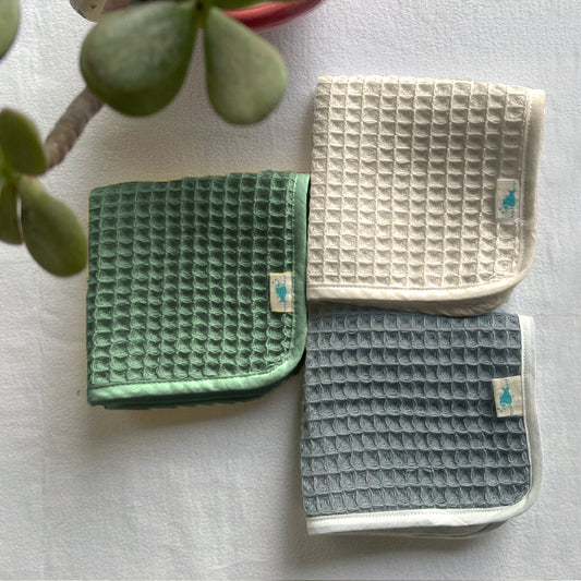 ORGANIC HANDWOVEN WAFFLE WASHCLOTHS (All Ages)