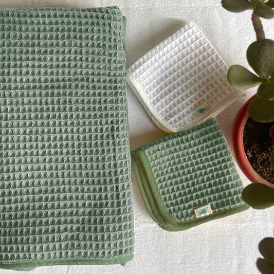 ORGANIC RECTANGULAR TOWEL SET (All Ages)
