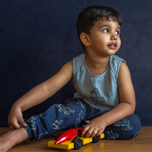 Organic Zoo Monkey Jhabla With Indigo Zoo Pants (0-2 Years)