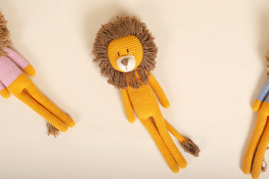 Mango Man Crochet Doll - Leo the Lion (All Ages)